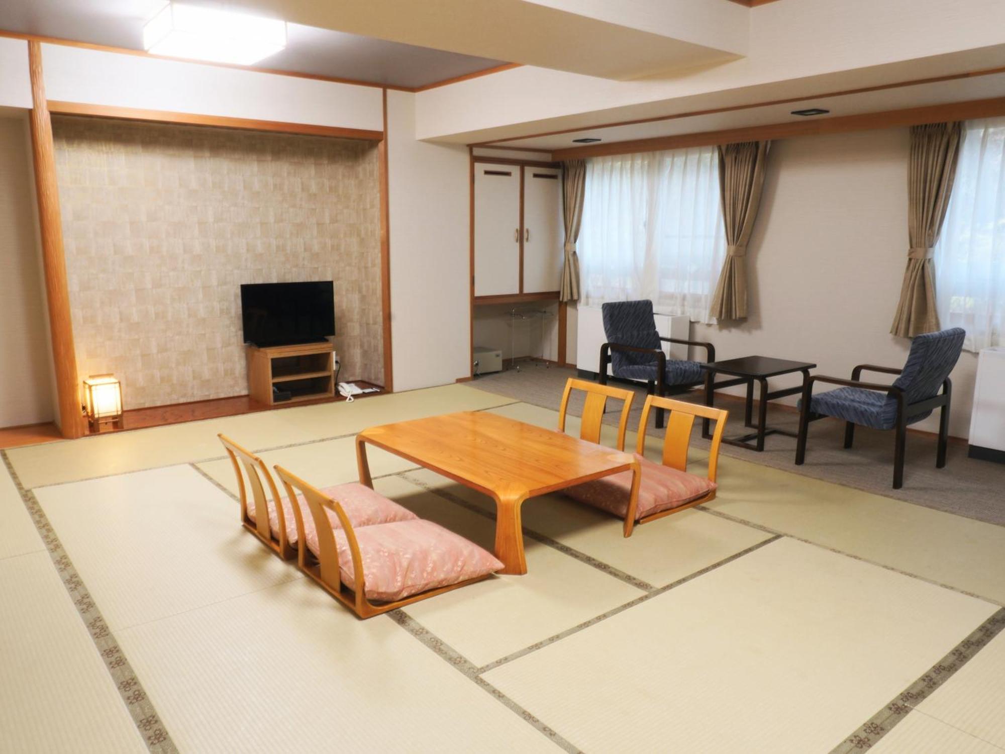 登别汤本温泉酒店 外观 照片